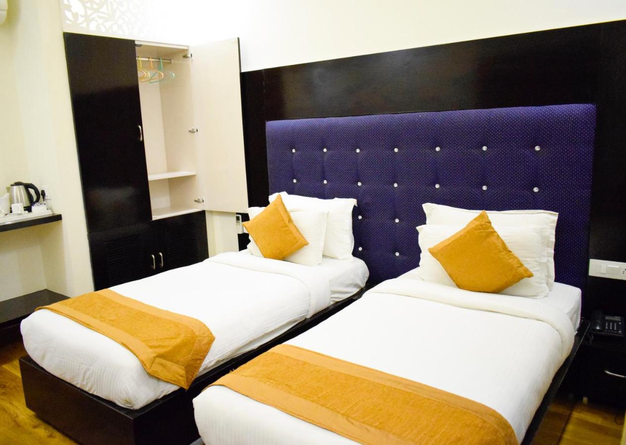 Hotel Pearl Blue Agra  Exterior foto